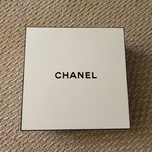 Chanel Box
